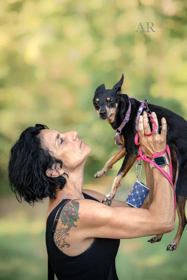 Con le persone – fotografia di Anna Romanini